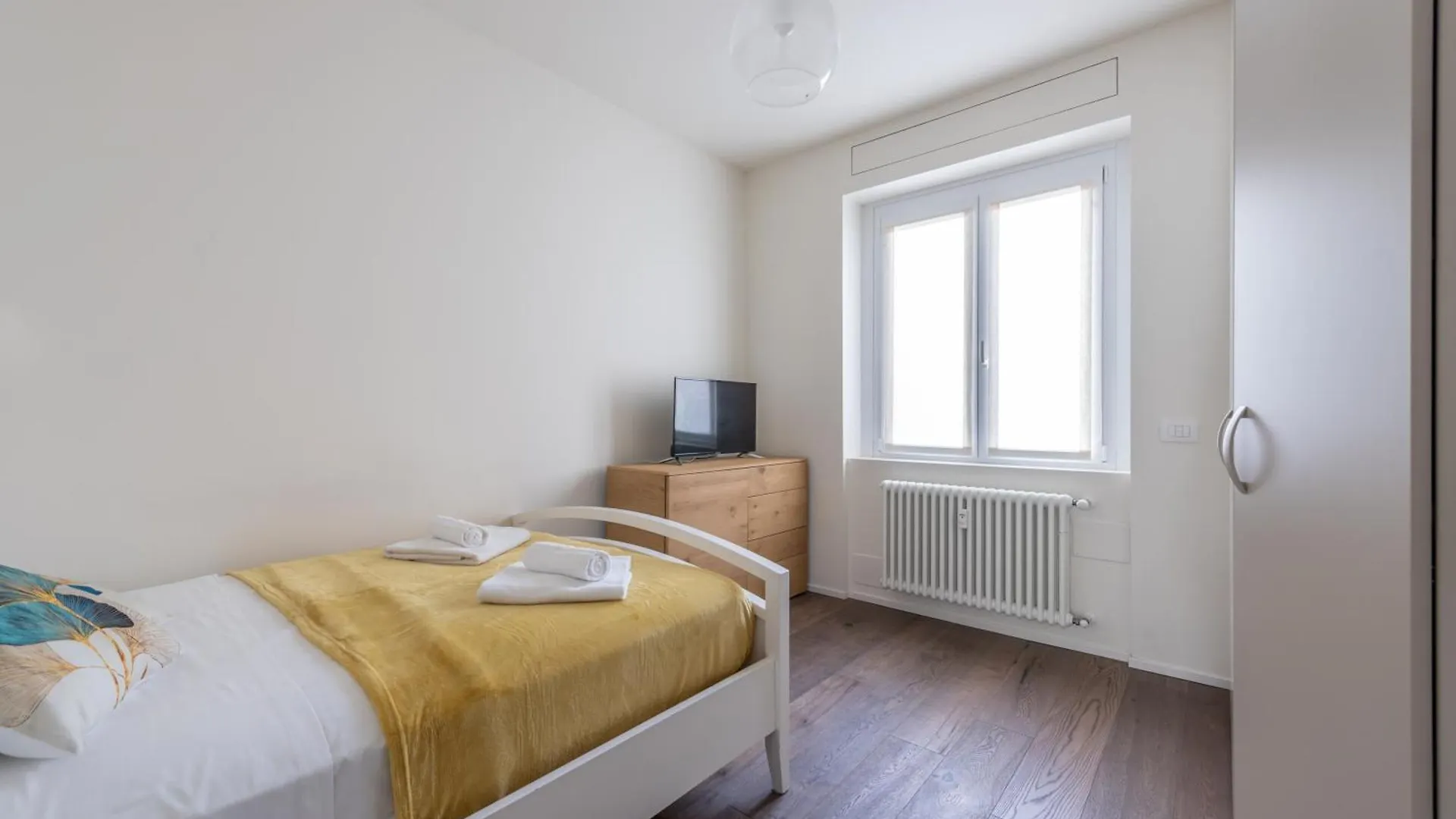 We Home - Santa Sofia House, Duomo Milan Apartment