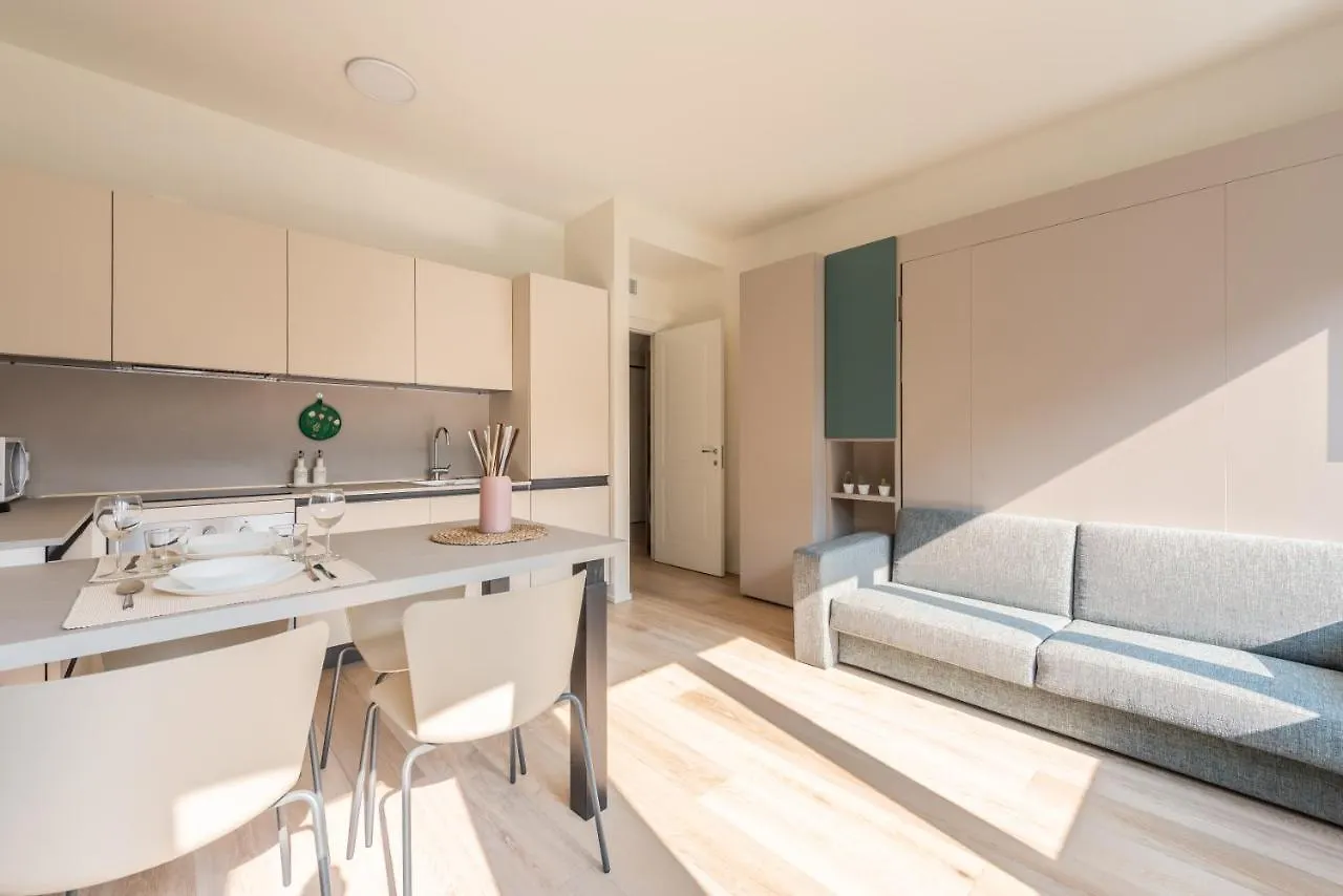 We Home - Santa Sofia House, Duomo Milan