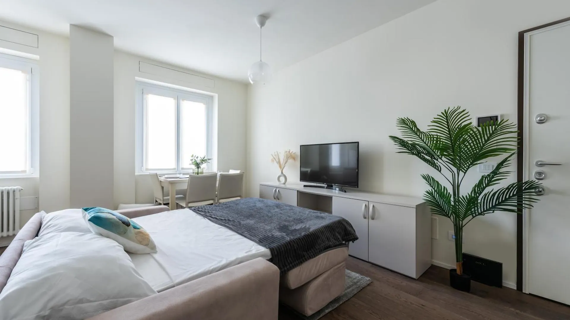 We Home - Santa Sofia House, Duomo location
