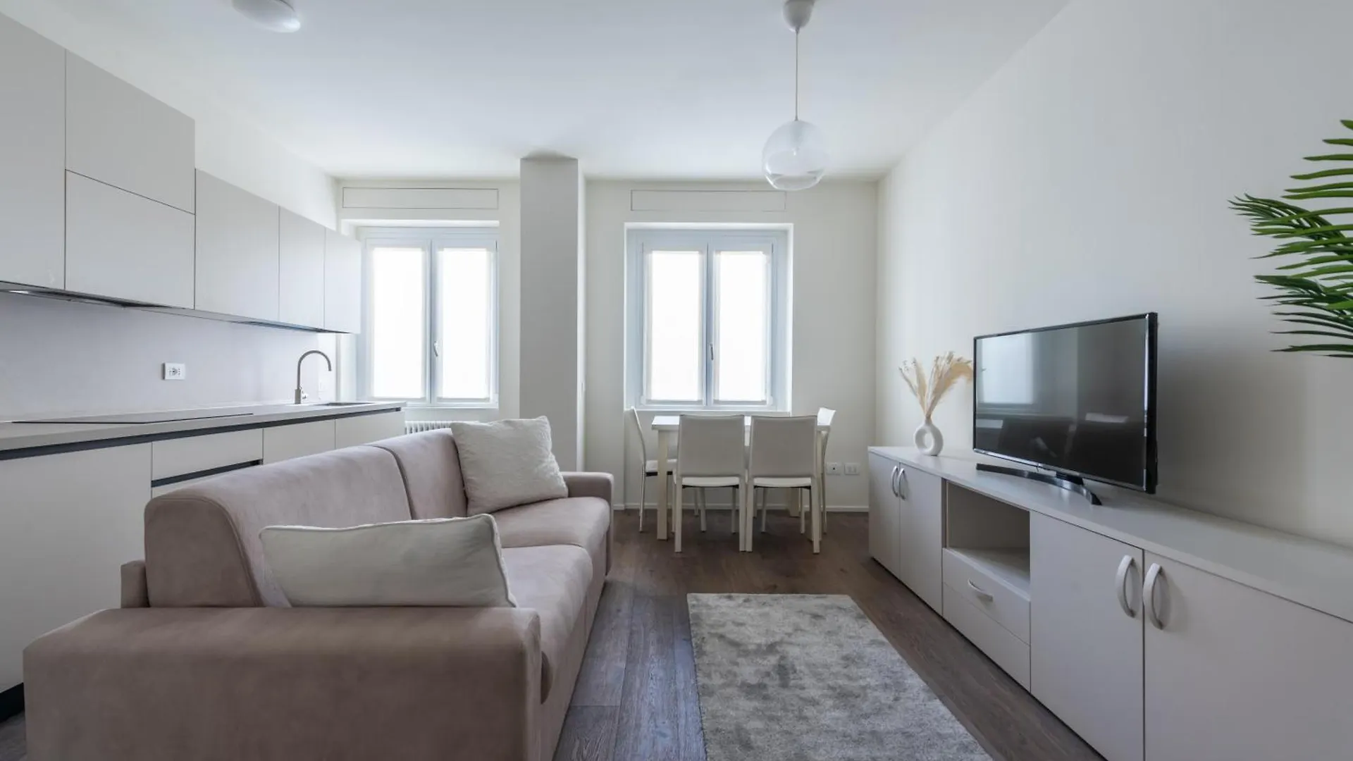 Apartment We Home - Santa Sofia House, Duomo Milan Italy